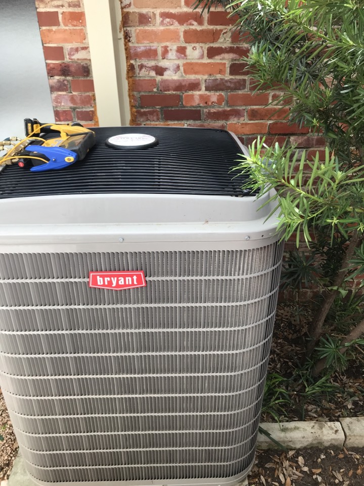 Repairing three Bryant Evolution air conditioning systems and one Trane air conditioning system for our customer in Plano, TX. 