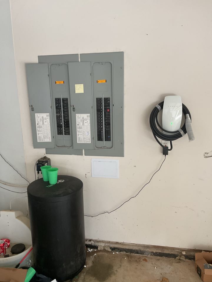 Just got a new electric vehicle? NC Express Services partners directly with Duke to provide top-quality EV charger installations at the best possible price!