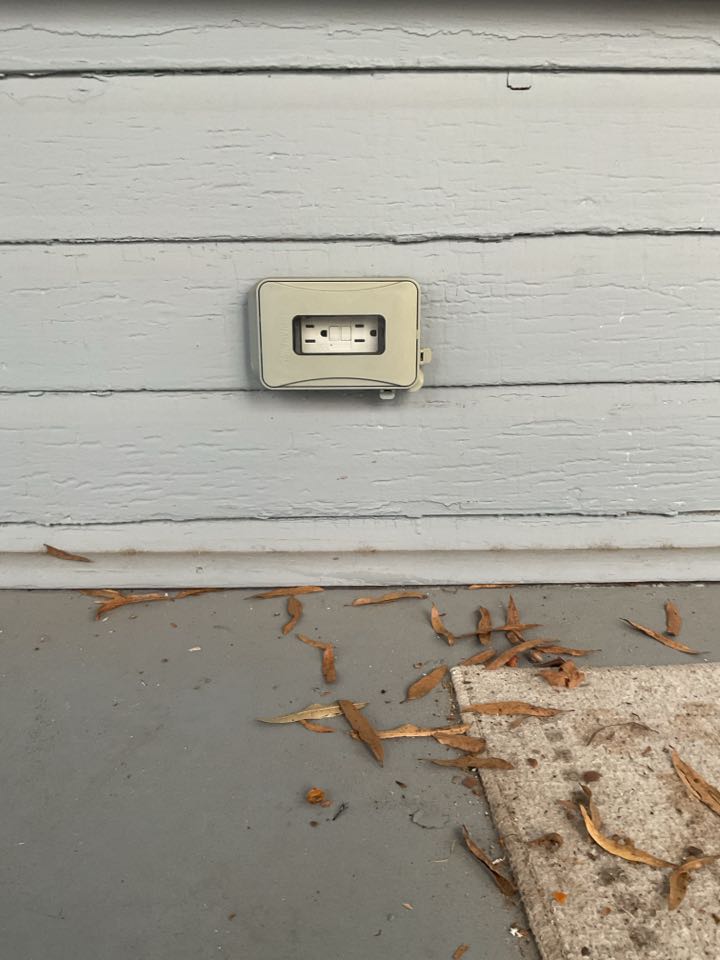 Today I replaced a GFCI that went bad!