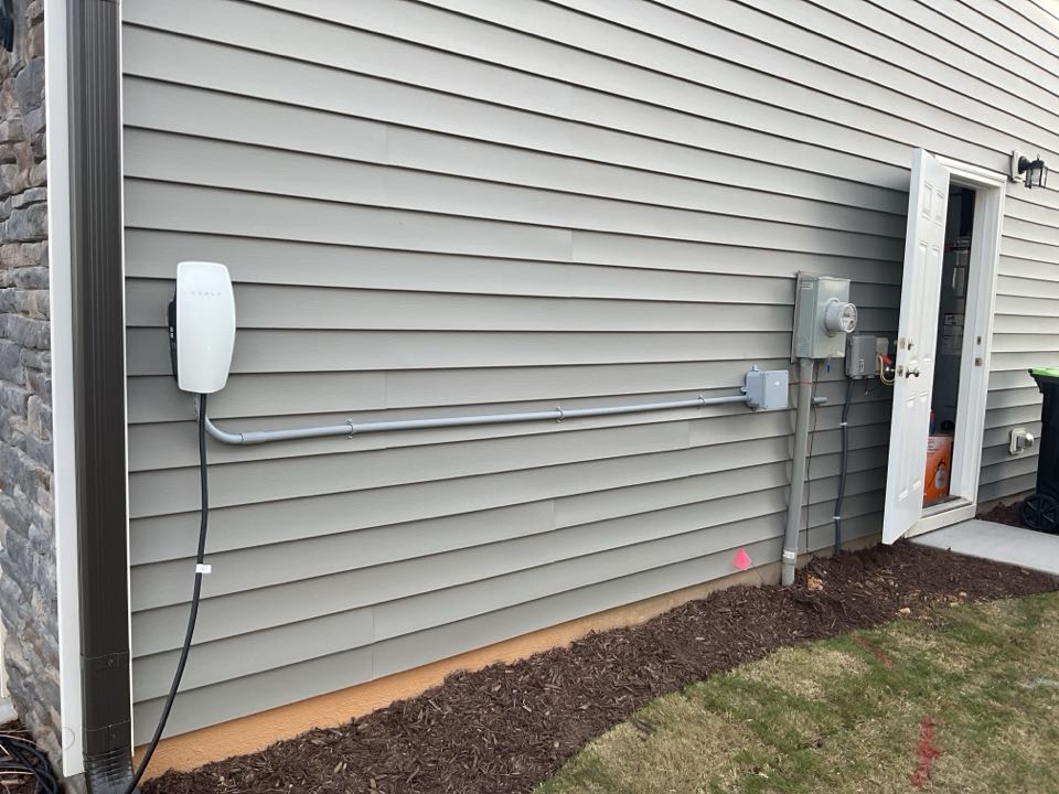 Just got a new electric vehicle? NC Express Services partners directly with Duke to provide top-quality EV charger installations at the best possible price!