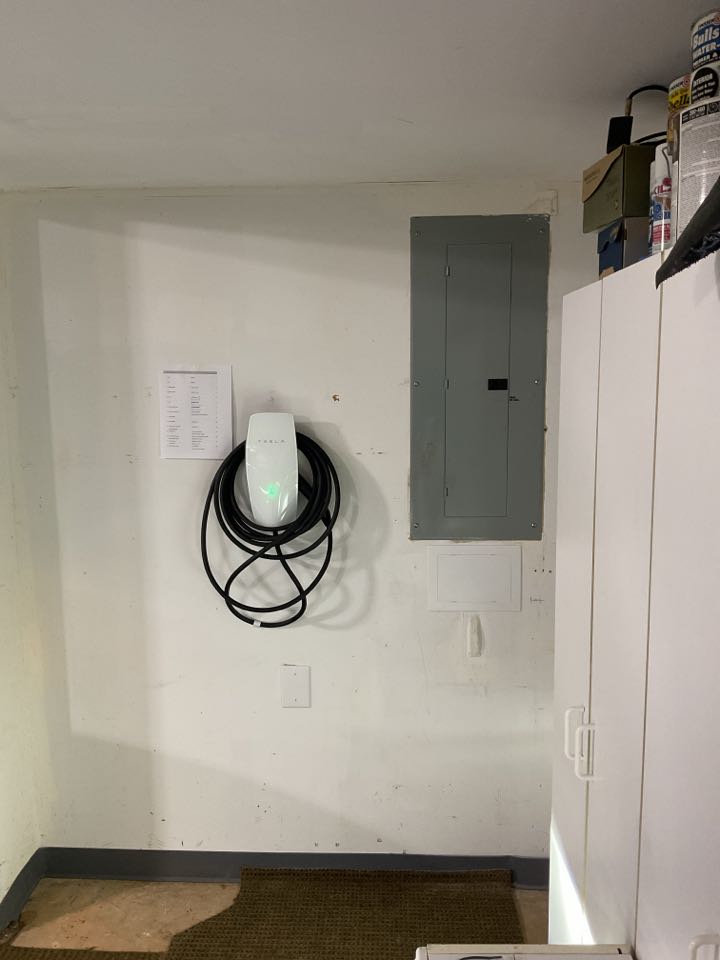 Just got a new electric vehicle? NC Express Services partners directly with Duke to provide top-quality EV charger installations at the best possible price!