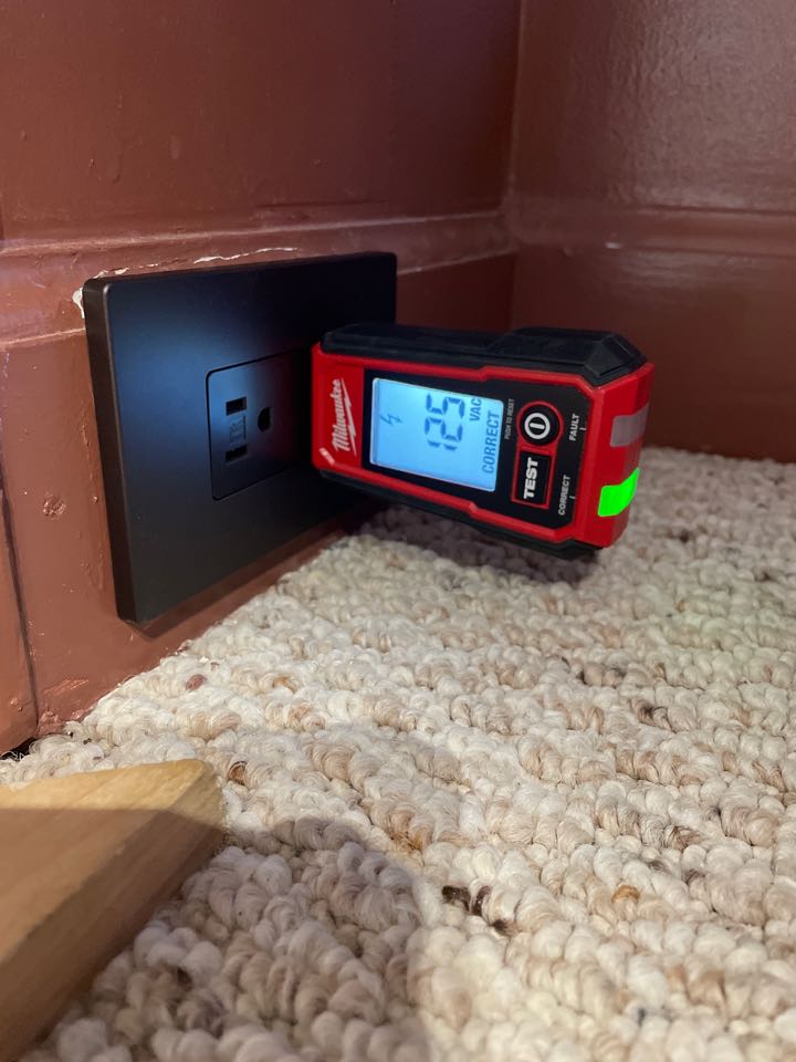 Today we fixed and troubleshot some lighting issues and repaired a receptacle!