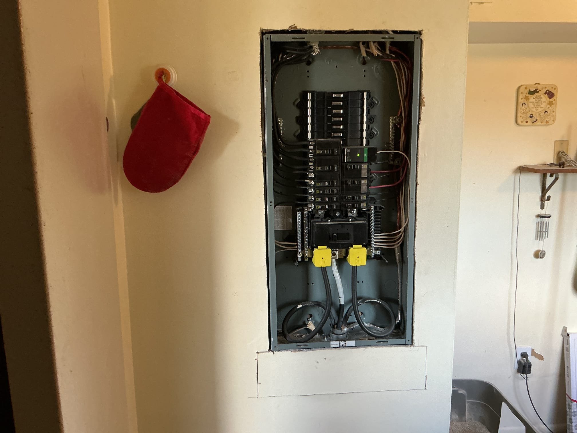 We have determined that the wiring, receptacle and breaker are all sized correctly for the new unit.
 We have determined that the wiring, receptacle and breaker are all sized correctly for the new unit.
