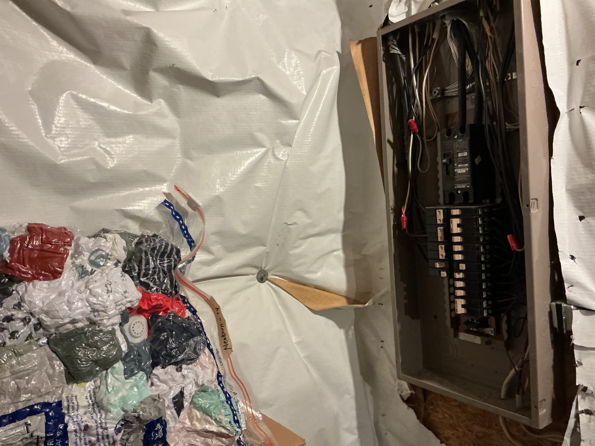 This solution includes the replacement of an existing receptacle in secondary bedroom and correcting the splicing in the smoke alarms.
We have restored the power to the second floor. We have replaced a damaged receptacle and corrected splicing concerns in the smoke detector junction boxes.