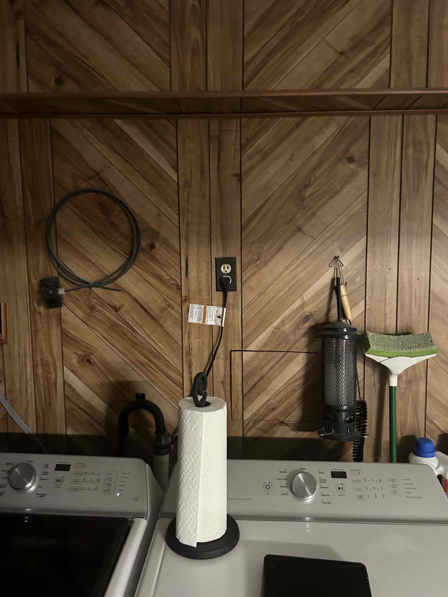 Replace 3 kitchen plugs with gfci
Replace washer outlet with gfci

Kitchen receptacles are now GFCI protected as well as the washer