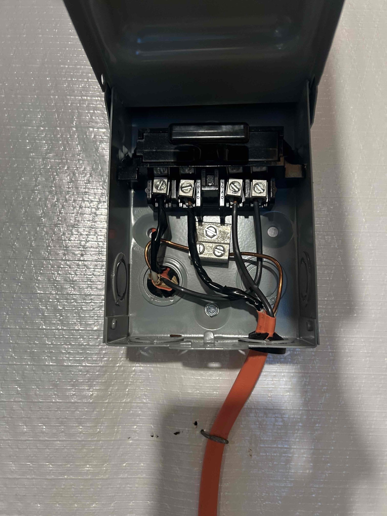 Replace 30 amp breaker feeding water heater
Install qo surge
Today we went ahead and replaced a burnt up 30 amp breaker that fed the electric water heater. We also installed a new plug on style two surge protector in the main panel.