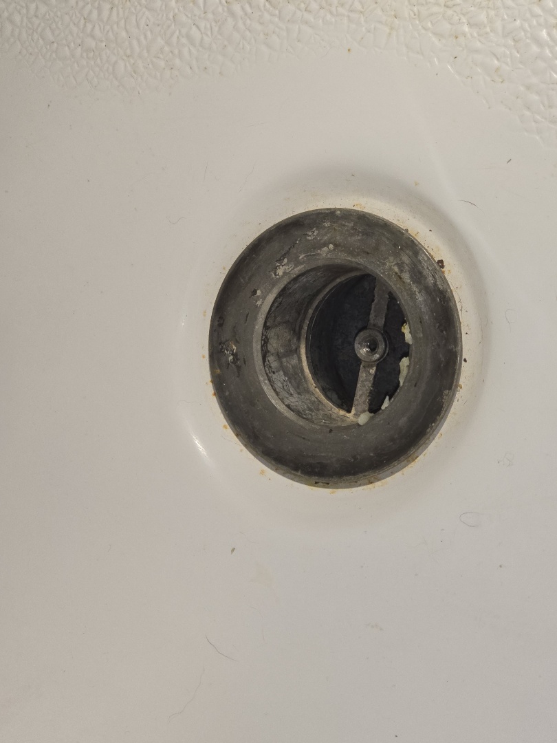 plumber needed 
get the the tub drain fixed 