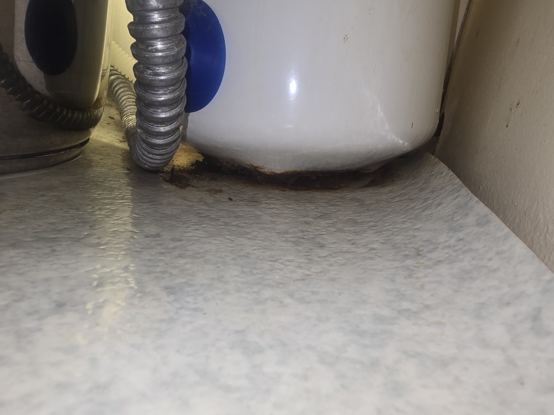 plumber needed 
water runinh through the power wires we fix that toooo