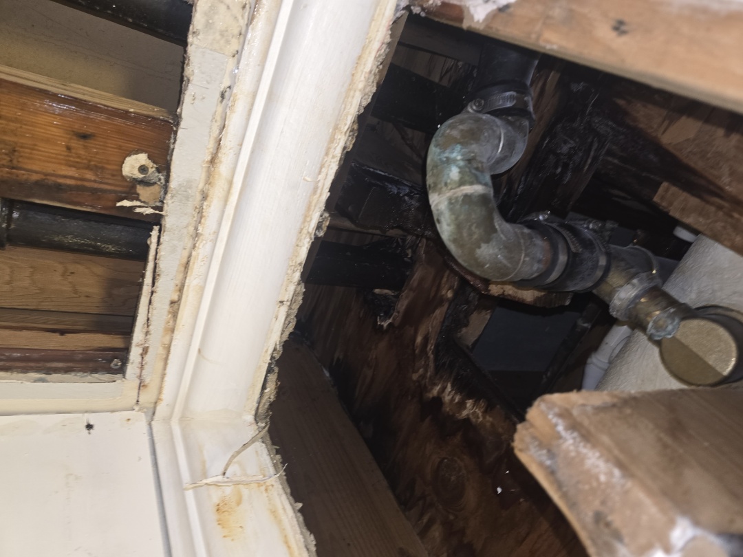 plumber needed 
water leaking not no more we fixed it 