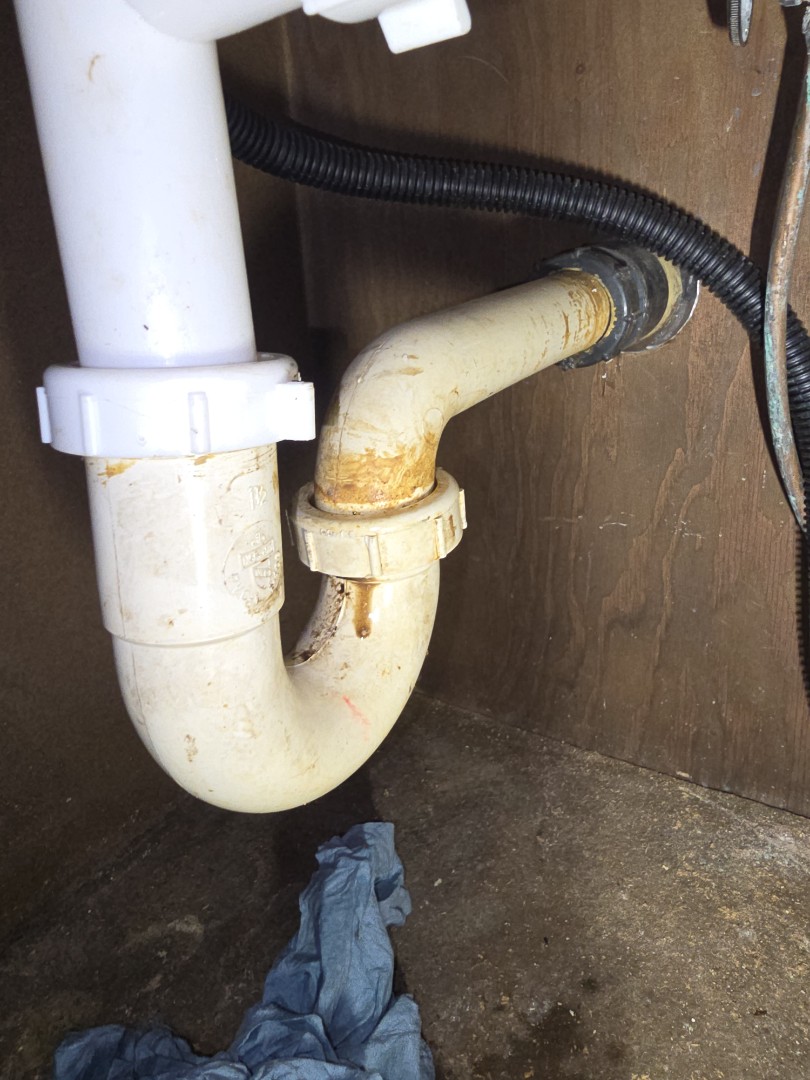 plumber needed 
garbage disposal lets goooo