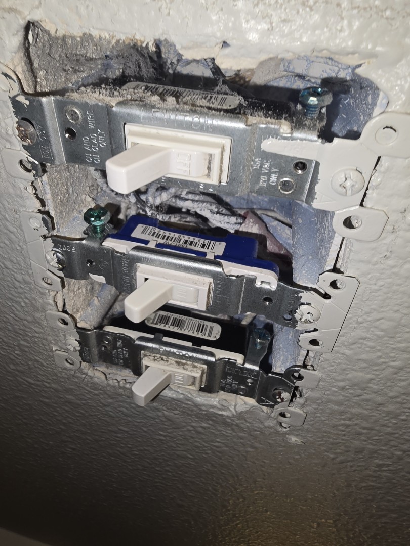 eletricion needed 
heater vent lights lets goooo