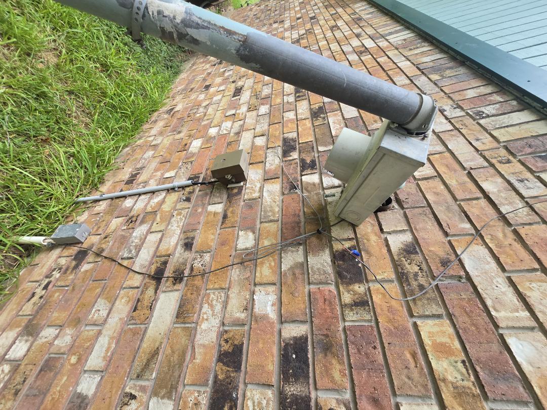 eletricion needed 
No power, no problem, we're here to help
