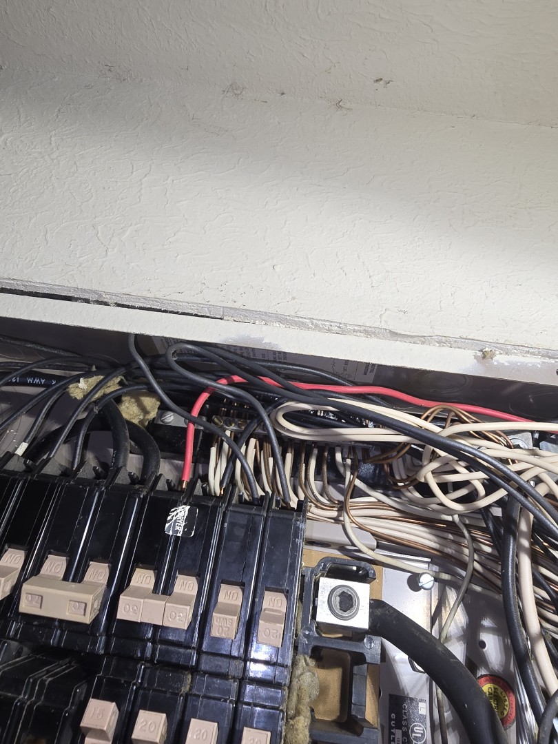 eletricion needed 
crazy wiring breakers sparking cant get lights or fans to work lets go we got ya