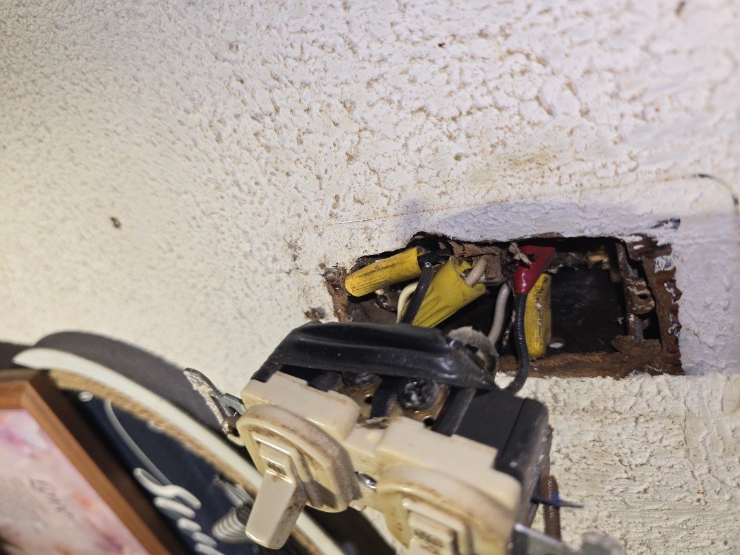 eletricion needed 
panels breakers switches plugs surge we do it do it do it 