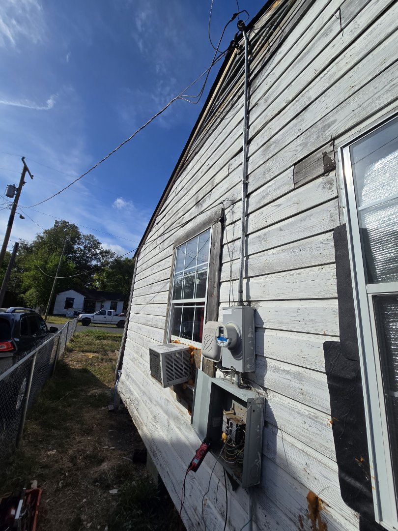 eletricion needed 

Breaker panels, fuse boxes, generators, light switches, electric water. Heaters, dryers, stoves, lights plugs. We do that