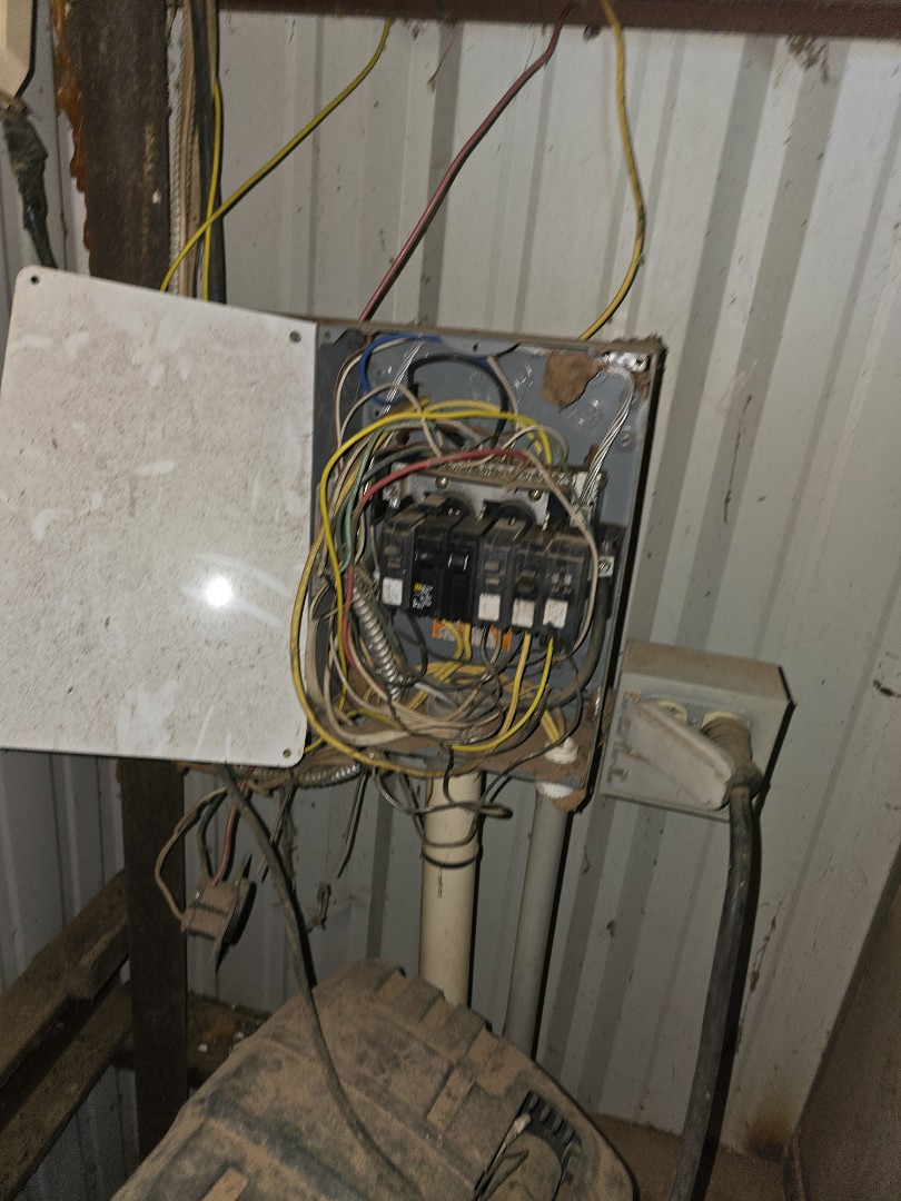 eletricion needed 
breaker panels switches water wells genirators pumps ceiling fans 
