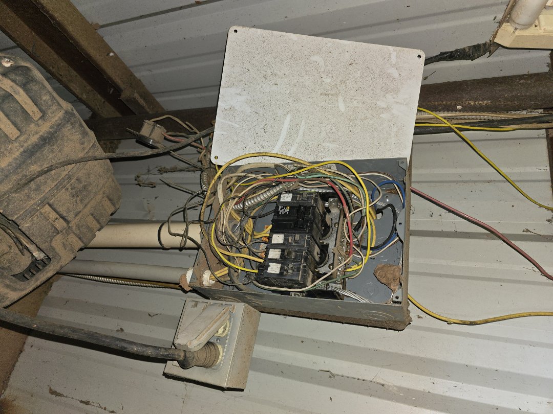 eletricion needed 
breaker panels switches water wells genirators pumps ceiling fans 
