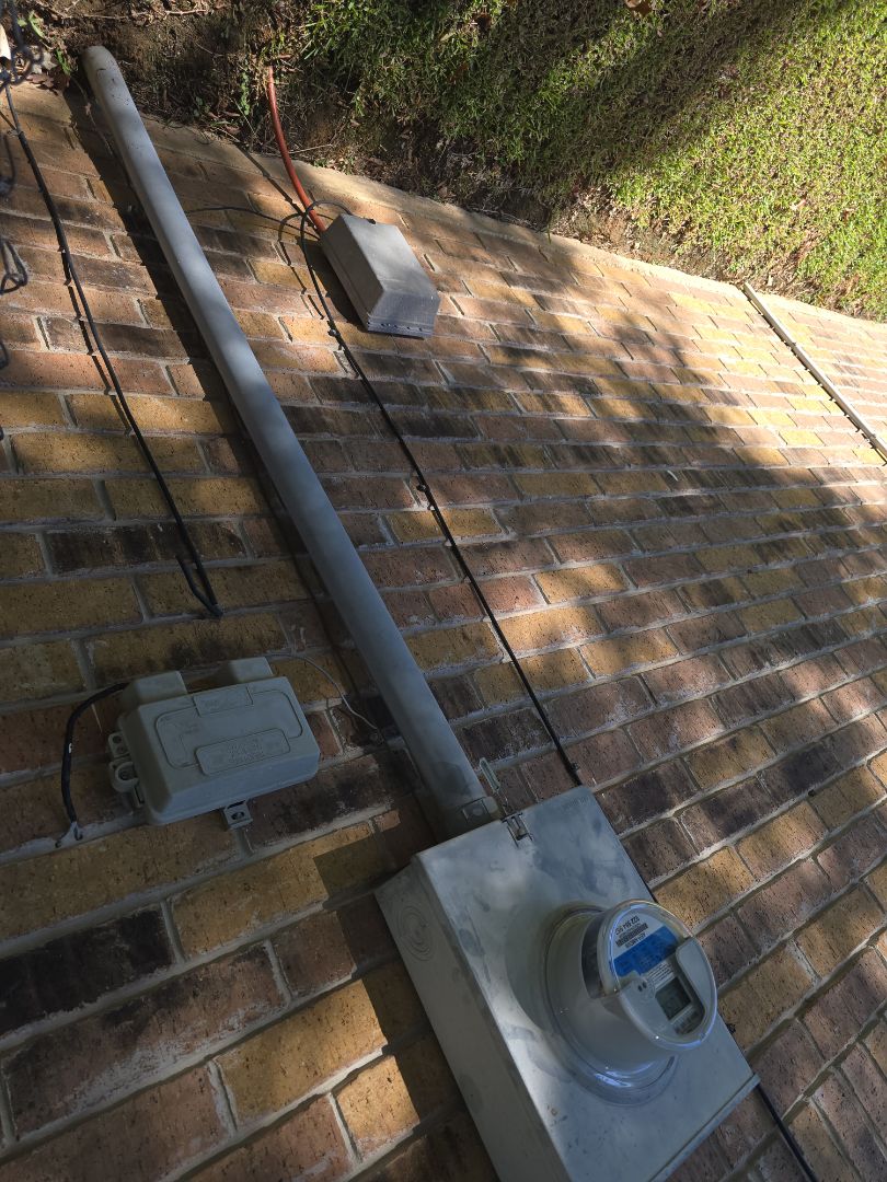 eletricion needed 
breaker panels switches water wells genirators pumps ceiling fans 