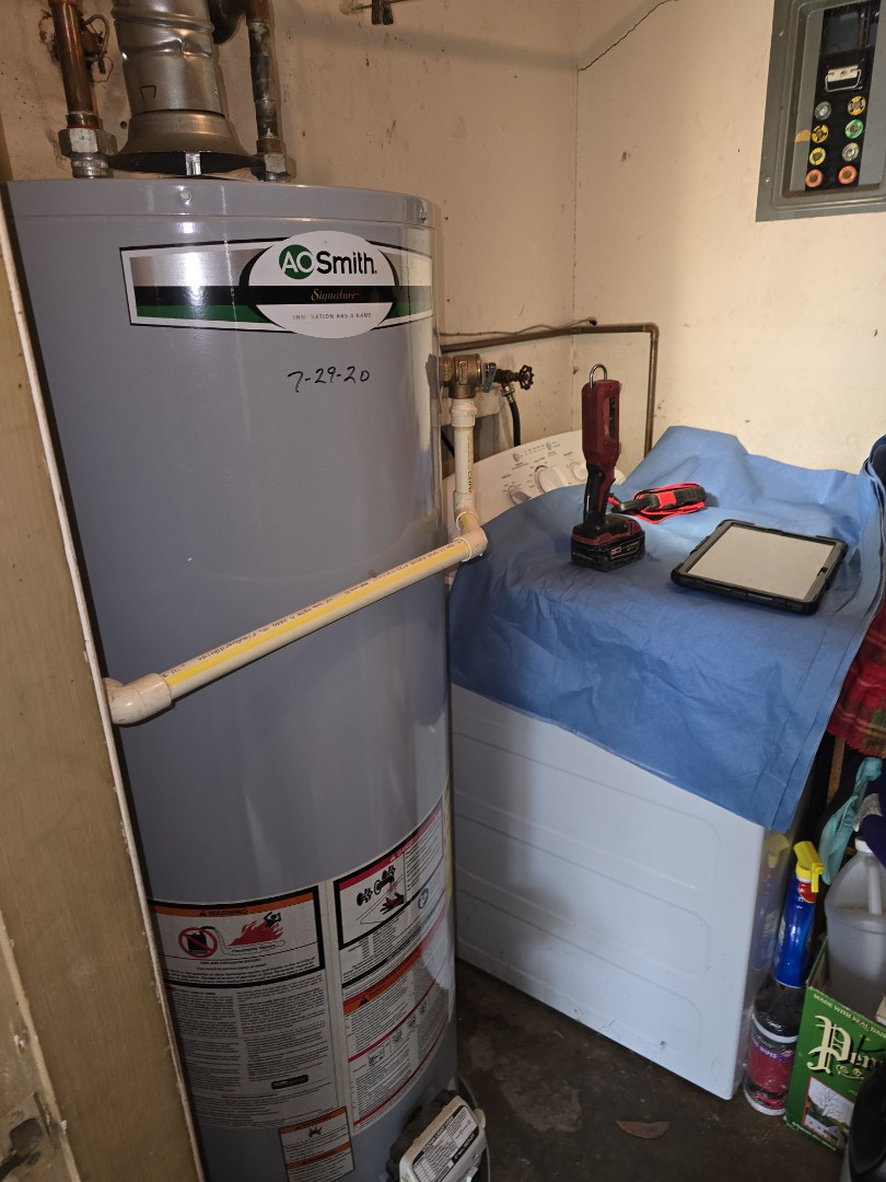 plumber needed 
water heaters water treatment water filter, water leaks, slab, leaks, water pipes, tankless water. Heaters, Halo 5 stopped up sewers. Sewer dreams, I see what repairs gas leaks. Yeah, service gas logs, we do it all give us a call
