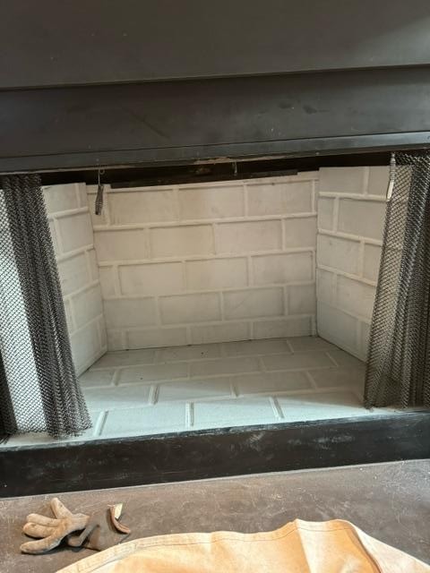 This client's refractory panels, in Norwalk, CT, were cracked, which could lead to several safety and efficiency issues, including increased fire risk and reduced heating performance. Safeside Chimney replaced the refractory panels.