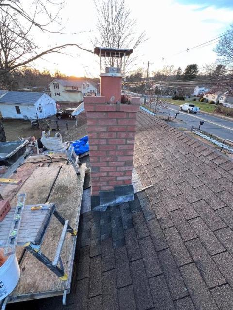 In Plantsville CT We installed a properly sized stainless steel liner to stop acidic moisture damage and restore safe venting. We then rebuilt the chimney’s upper structure to correct severe deterioration and protect it from future harm.