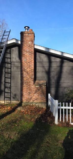 We found severely compromised chimney flues  Shelton Ct with large gaps due to offset tiles and missing mortar joints. Installed a new gas tight seamless stainless steel relining system.