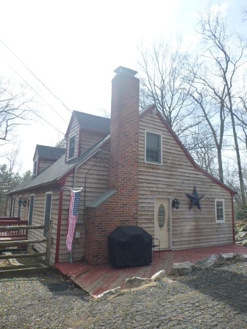In Southbury CT we swept the wood stove flue clean and clear of all debris. Yearly cleanings are essential for safety and performance of the appliance.