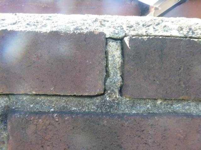 We repaired the chimney top, correcting structural damage and improper flashing to prevent water intrusion. We rebuilt crown and brickwork, restoring stability and proper function.
