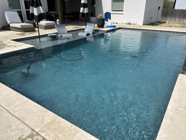 Before and after on one of our new weekly service accounts in Justin!