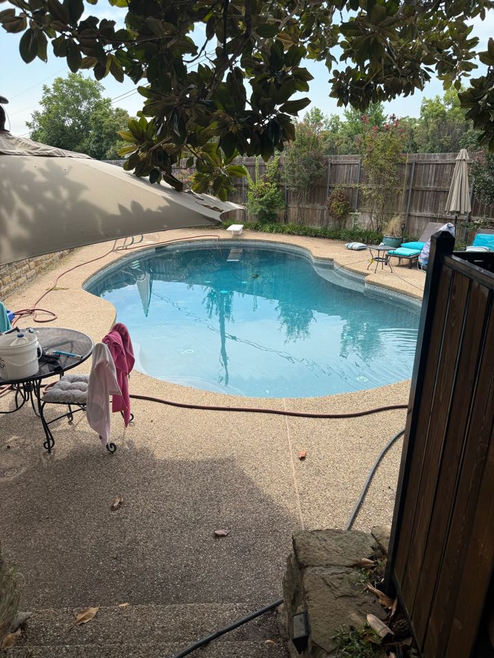 Here in Wylie to replace this older D.E. filter with a new cartridge filter and some other minor pool repairs!