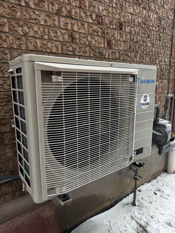 Completing an Amana Heat pump service for a family in the Bridgeport area of Waterloo