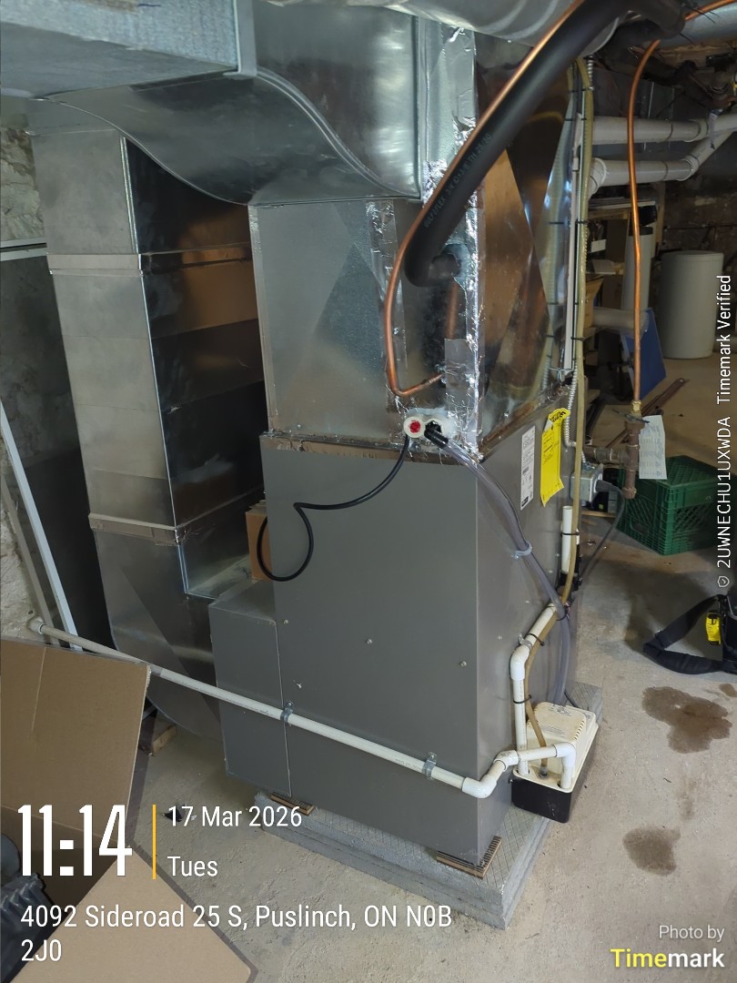 Completing a Lennox service repair for a family in Puslinch 