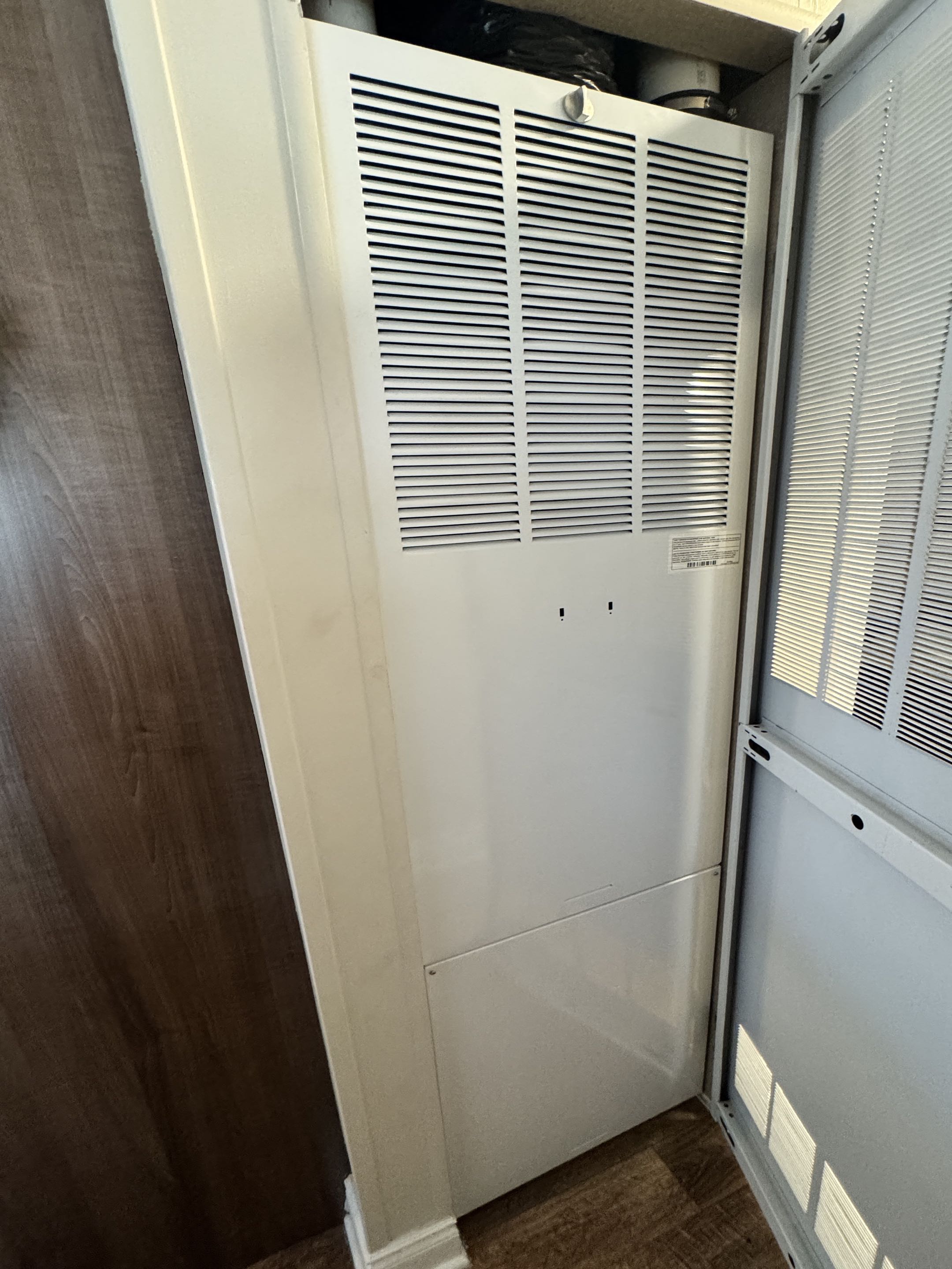 Air handler in closet 