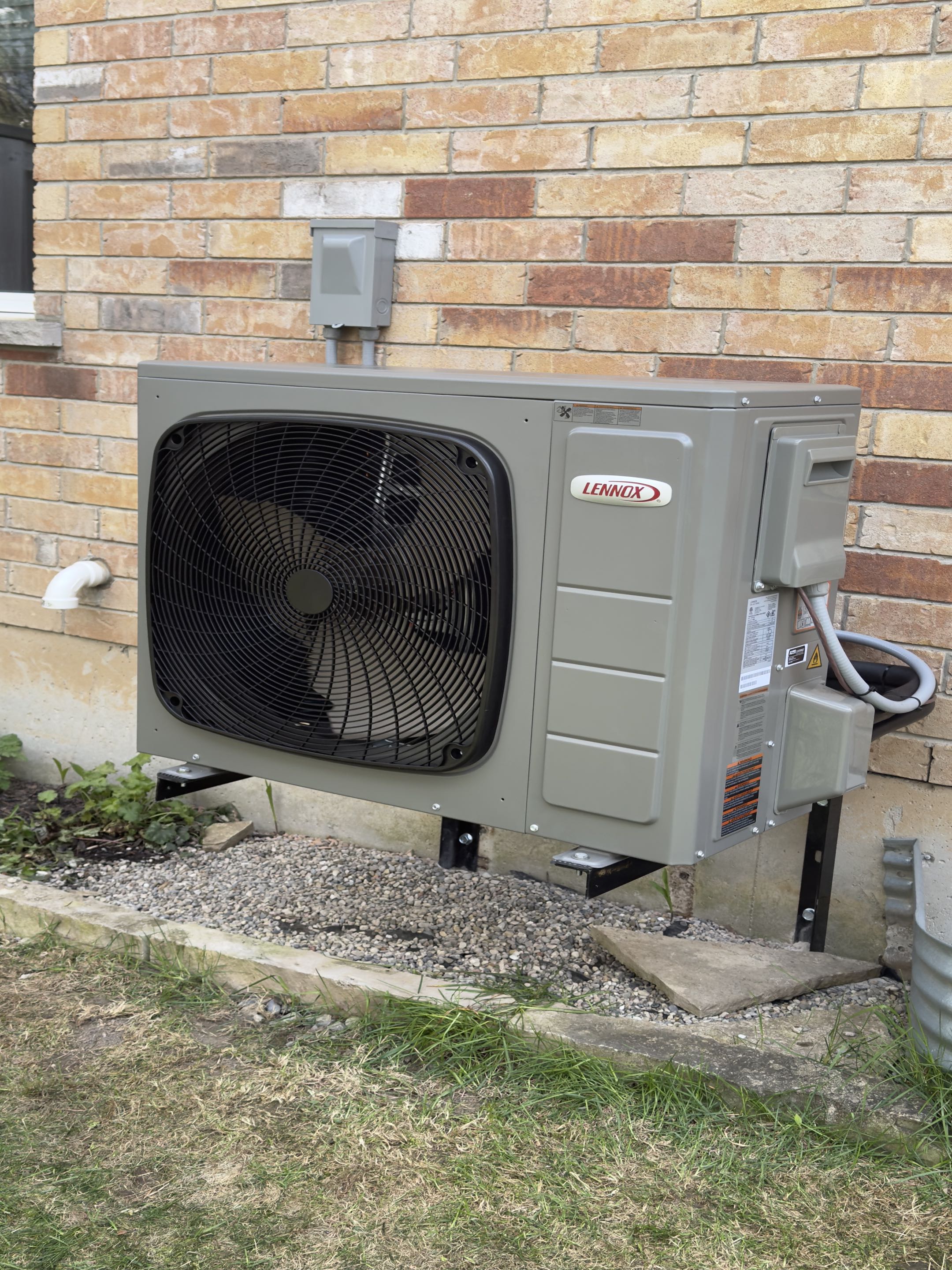 Completing a Lennox Heat pump installation for a family in Baden