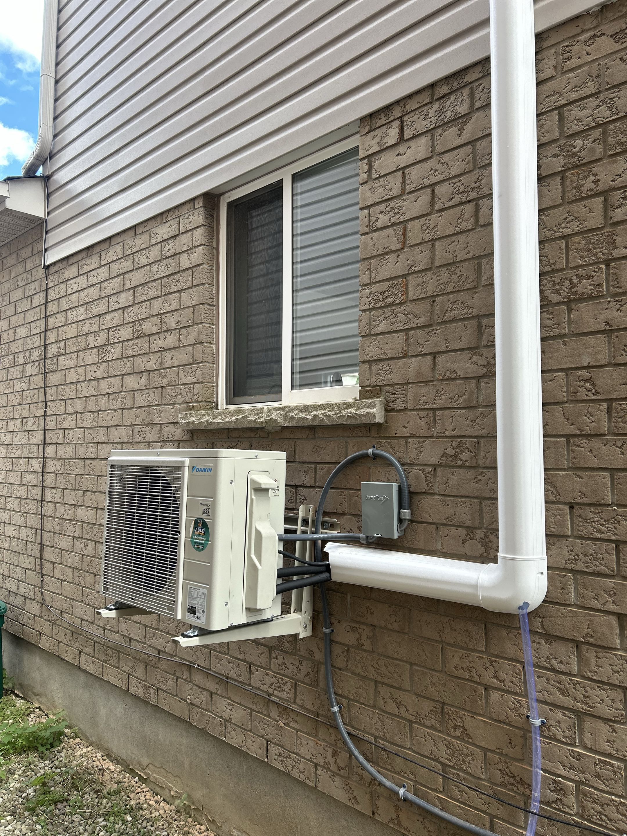 Ductless Heat Pump Installation In Waterloo,Ontario