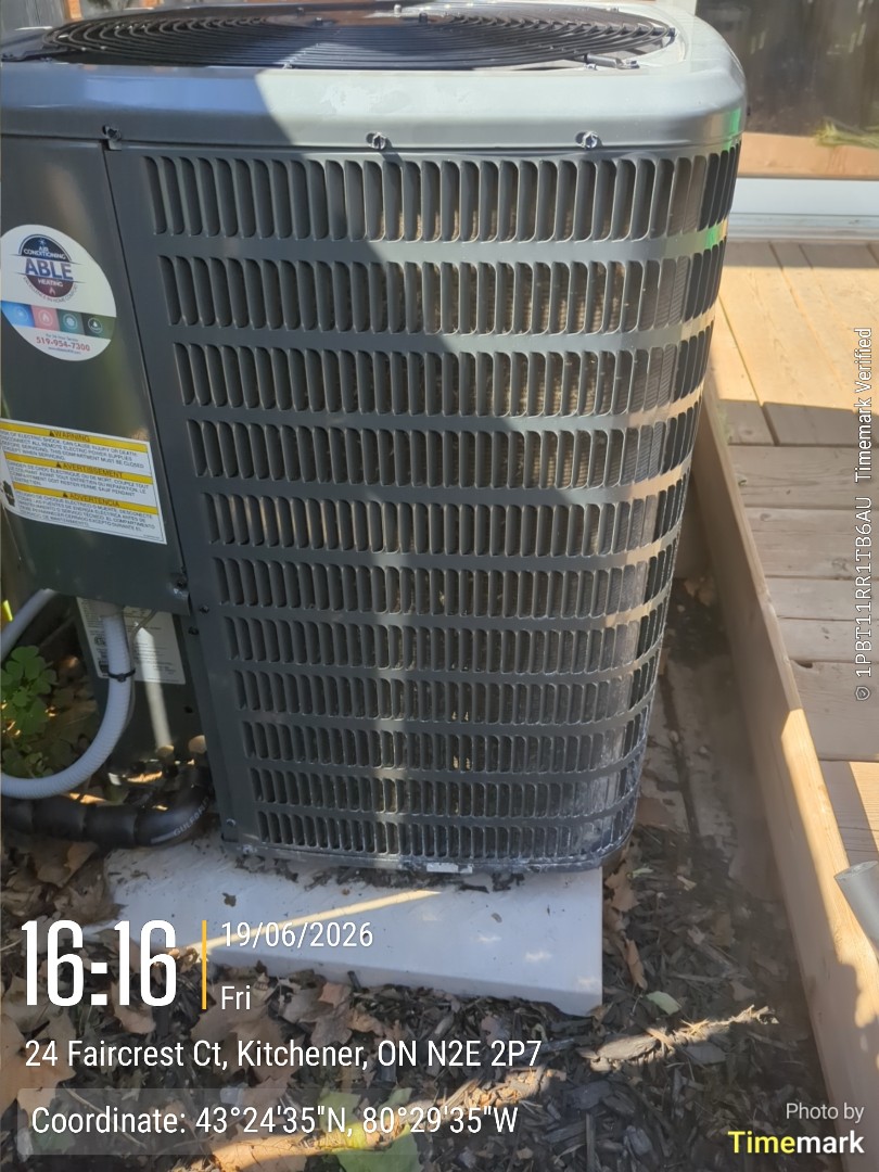 investigating possible leaking system

tech : Phil