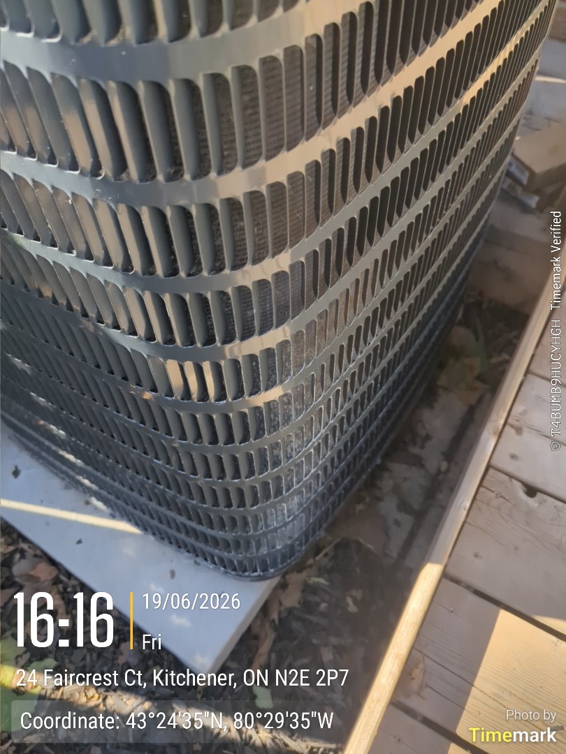 investigating possible leaking system

tech : Phil