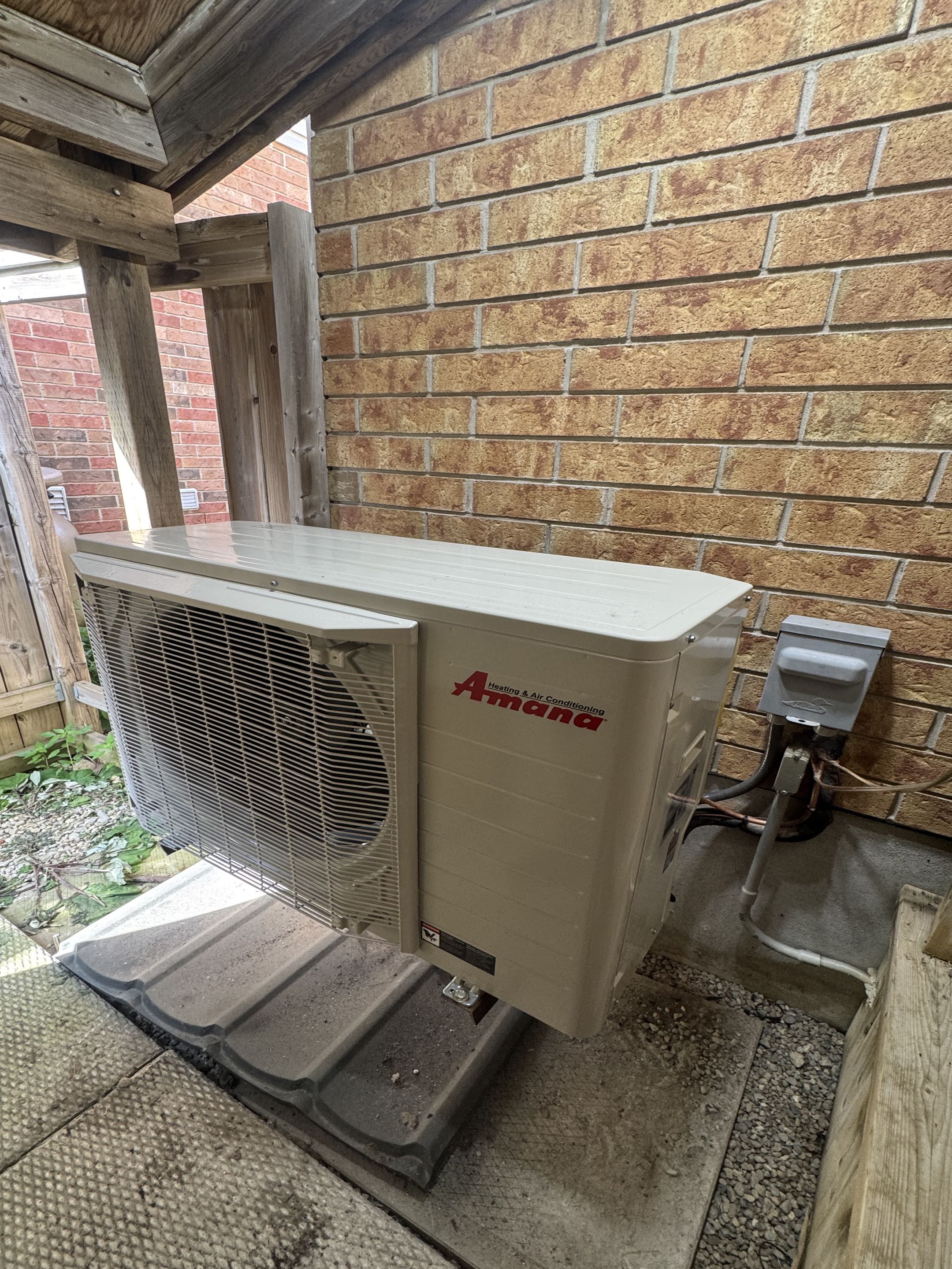 Install Side discharge AC