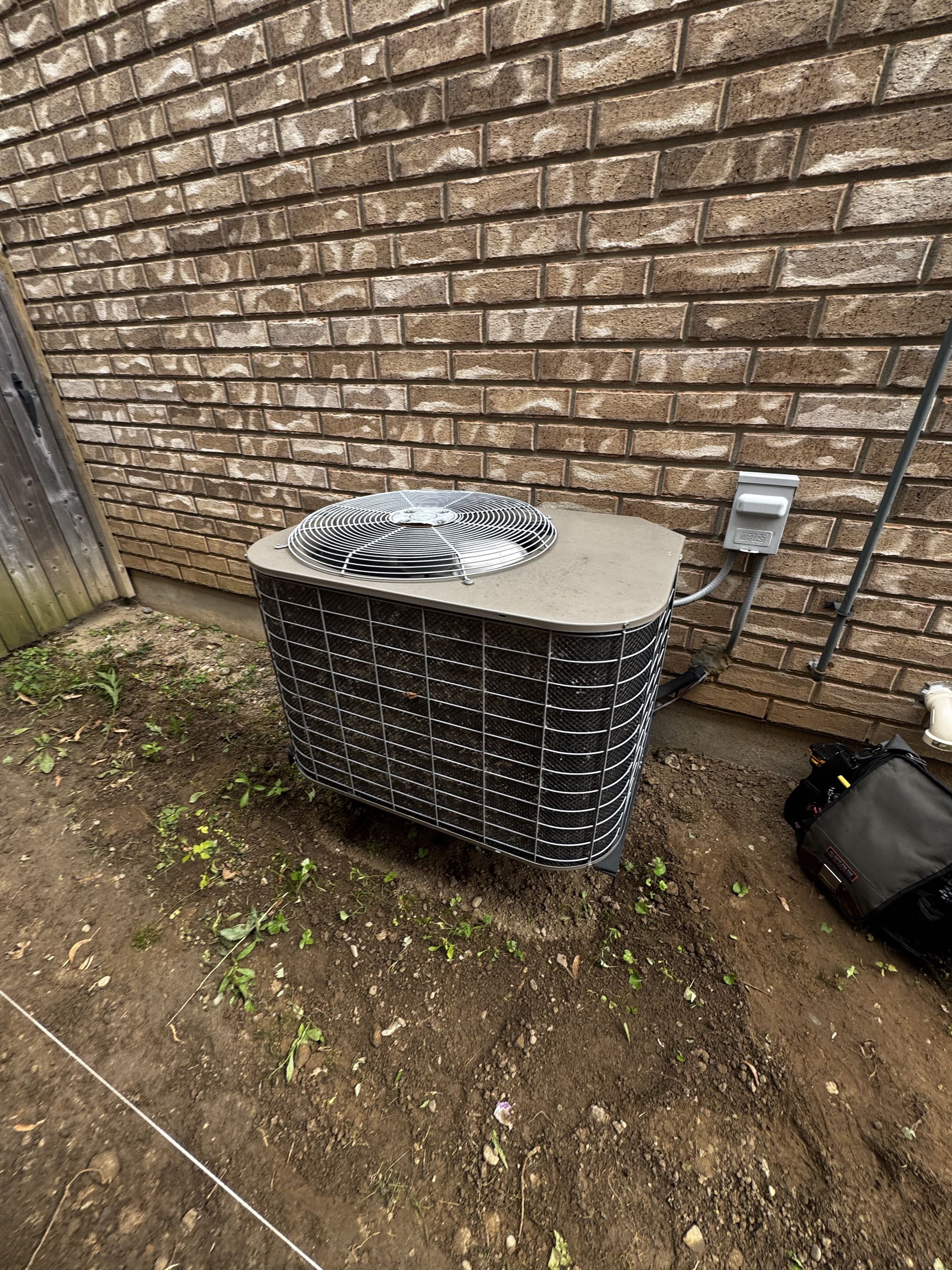 Completing an AC service for a family in Kitchener 