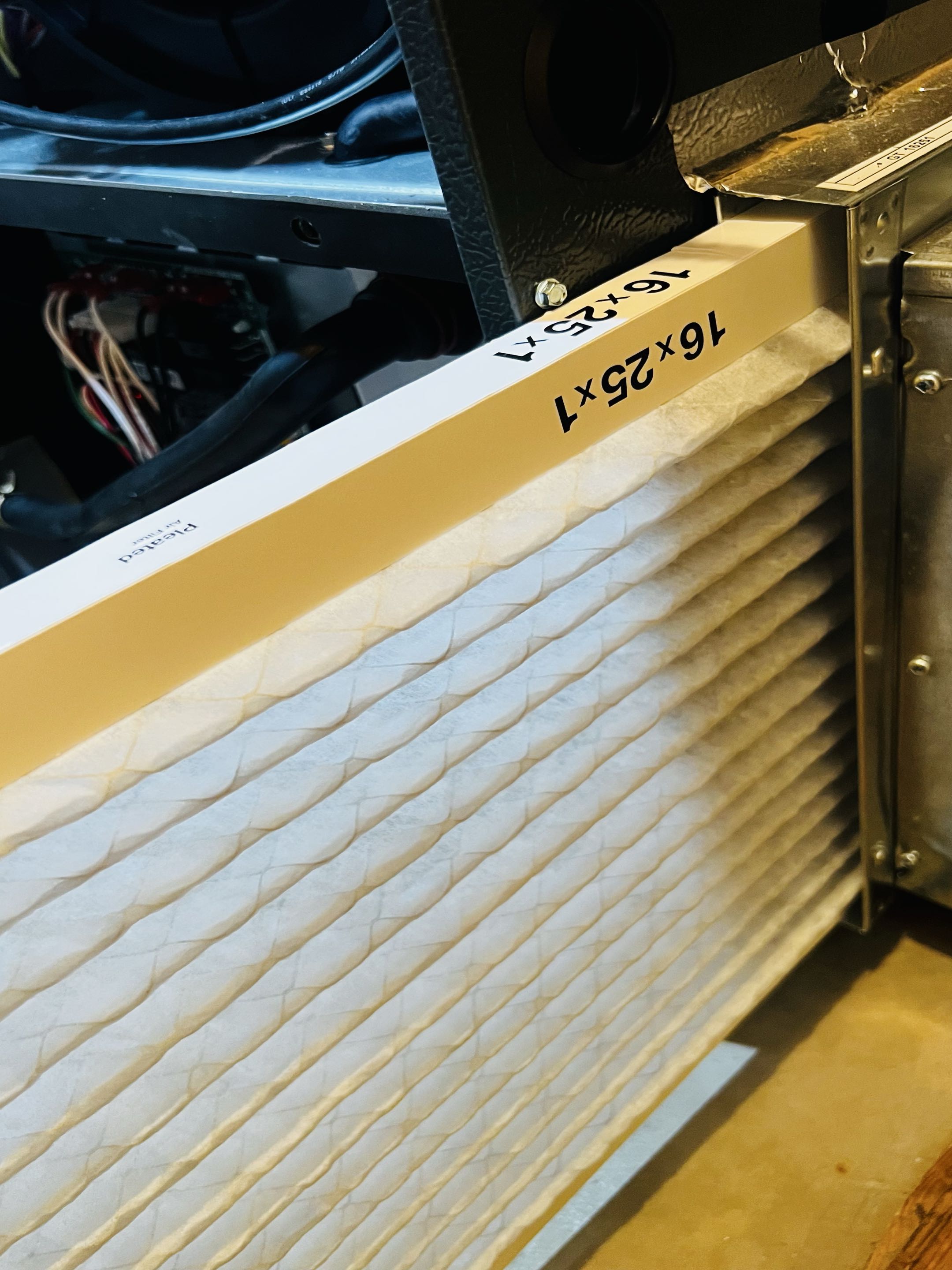 Furnace tune-up completed! Adjusted the gas pressure to the manufacturer’s specifications. The system is running great and ready for the heating season!