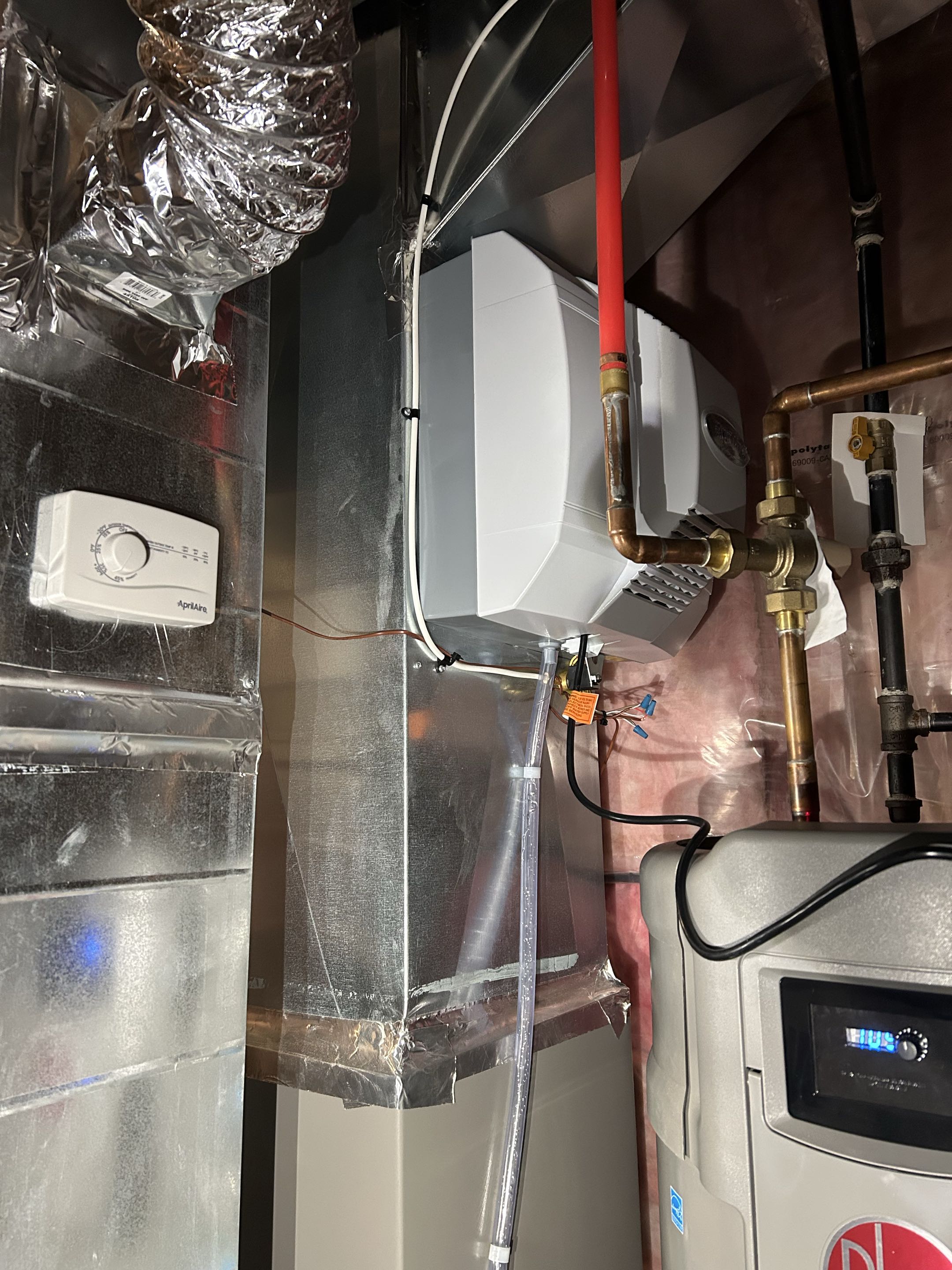 Humidifier insulation 