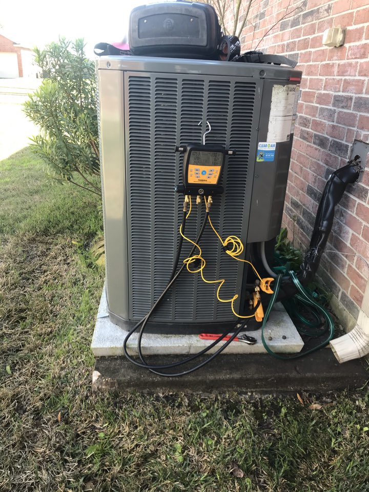 AC Repair & Replacement Experts Pearland, TX Clear the Air HVAC Company