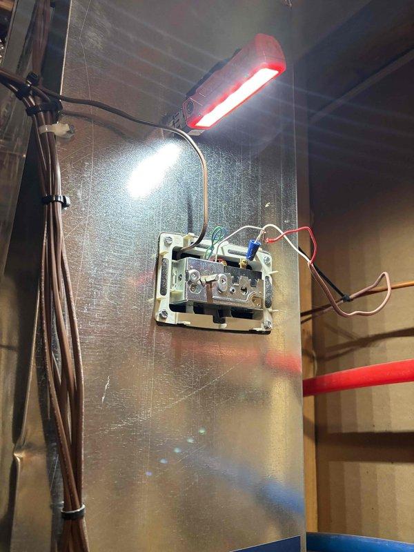 Diagnosed non-functioning furnace-mounted humidifier upon client's request. Inspected electrical connections and discovered faulty wiring at the humidifier control panel. Performed complete furnace tune-up and maintenance service as requested, explaining annual maintenance options to the homeowner.