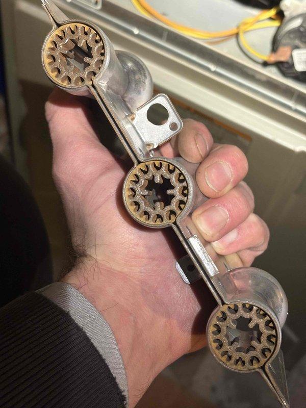 Performed annual heating maintenance on 12-year-old Bryant furnace. Inspected and cleaned blower assembly components. Evaluated ignition system using diagnostic tools. Noted filter was changed as per maintenance schedule. All systems functioning properly after service.