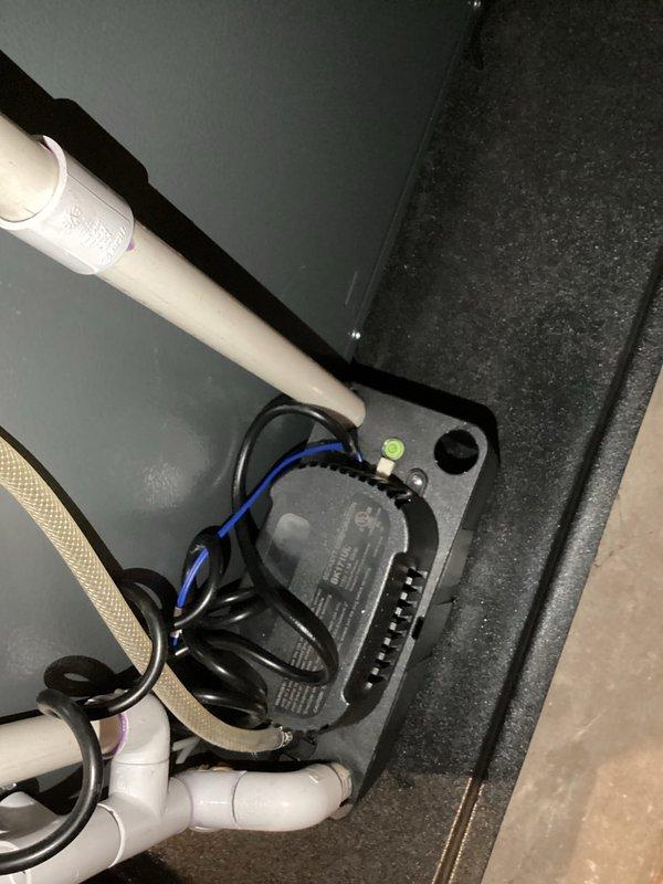 Performed annual heating maintenance on 1-year-old EnergiAir furnace (Model: WT 05-2033). Inspected plumbing components, sump pump system, and electrical connections. No issues detected during the comprehensive tune-up service.