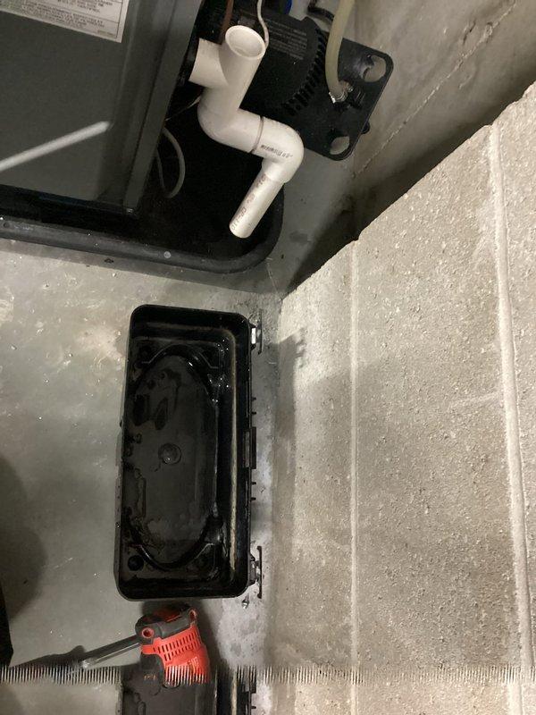 Performed annual heating maintenance on furnace and humidifier per client request. Inspected condensate drainage system and pump assembly, noting proper operation of the PVC drain lines. Verified electrical connections and control unit functionality, with all components operating within specifications.