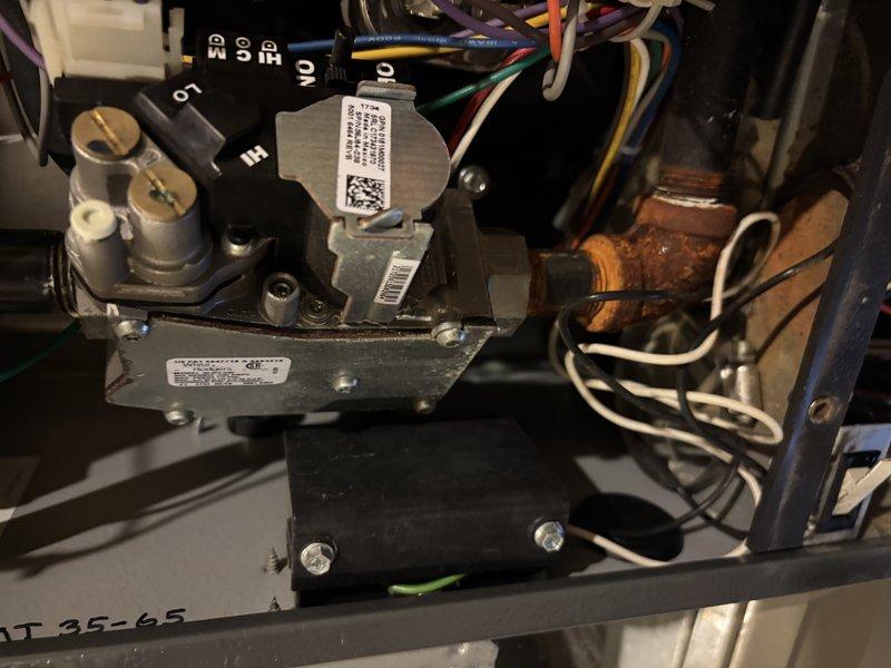 Completed annual heating tune-up on 7-year-old EnergiAir system (warranty through 2028) with Comfort Maker furnace (2018 model). Discovered heavily soiled air filter requiring replacement and identified corrosion on copper connections within the control assembly that will need monitoring during future maintenance visits.