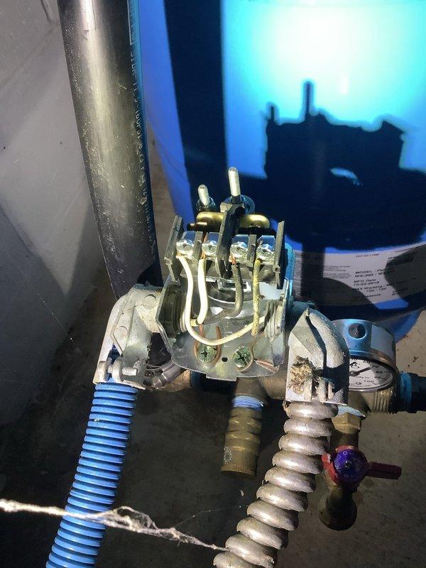 Diagnosed pressure switch on residential well system that was cycling too rapidly due to worn electrical contacts. Removed existing switch and installed new pressure control switch, properly calibrating cut-in/cut-out settings to manufacturer specifications. System now functioning properly with normal cycling patterns.