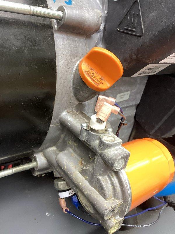 Performed comprehensive generator tune-up on 2-year-old Honeywell unit (warranty through 03-2029). Inspected refrigerant lines, service connections, and electrical components. Verified proper operation of valve controls and checked for signs of corrosion on metal housing. System is functioning normally with no leaks or abnormal wear detected.