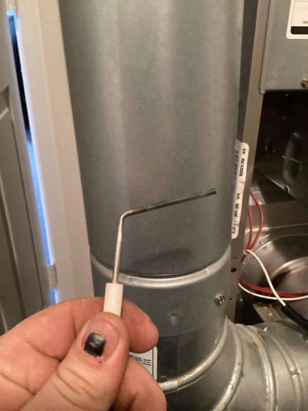 Performed annual heating maintenance service on 17-year-old Carrier furnace. Conducted temperature differential testing and inspected components. Noted humidifier is non-operational on service club membership; system otherwise functioning properly at this time.